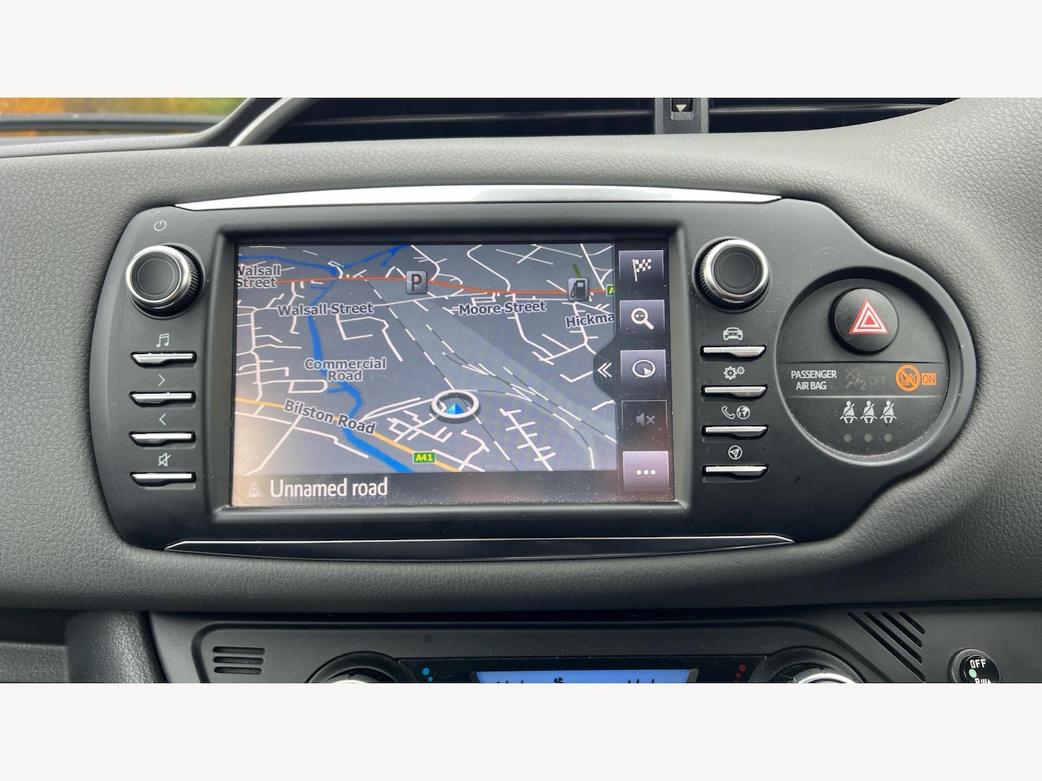 Used Toyota Yaris 2018 for sale - 76865125: Photo 9