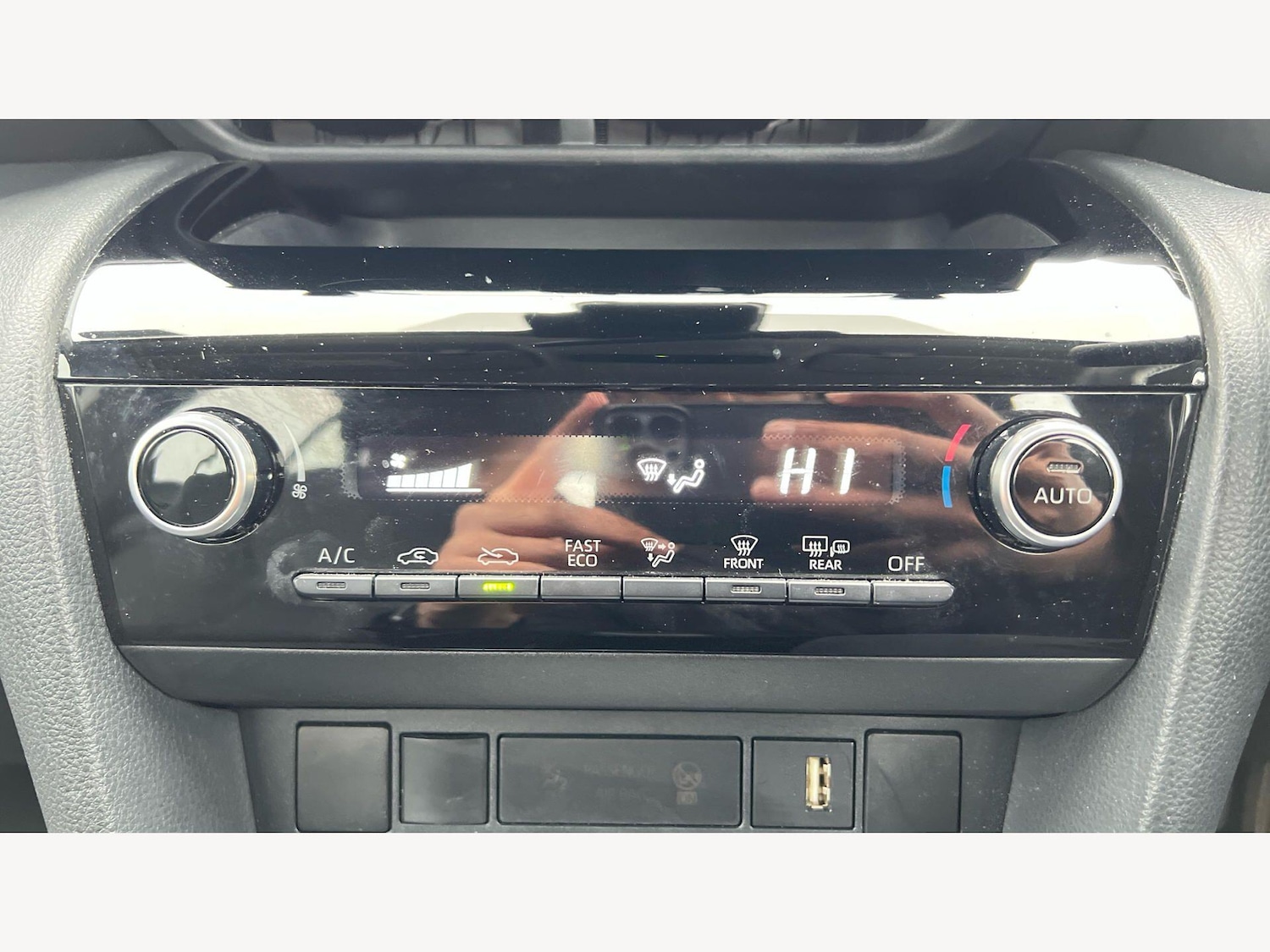 Used Toyota Yaris Cross for sale - 77793585: Photo 27