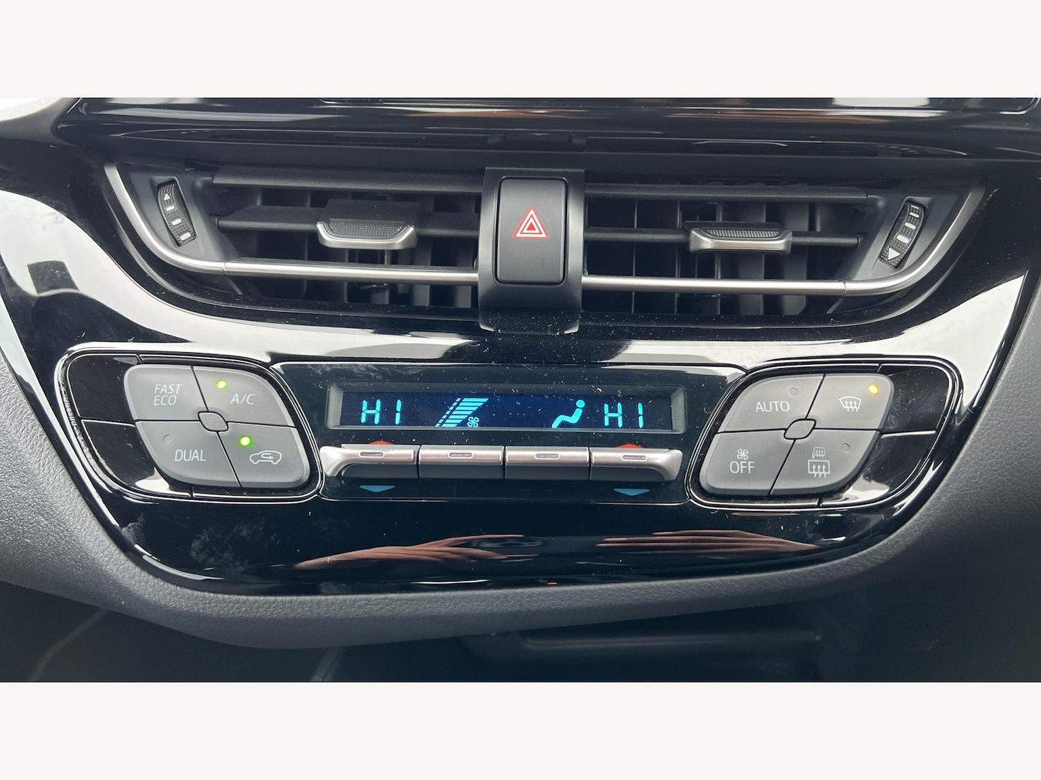 Used Toyota C-HR 2021 for sale - 77081622: Photo 29