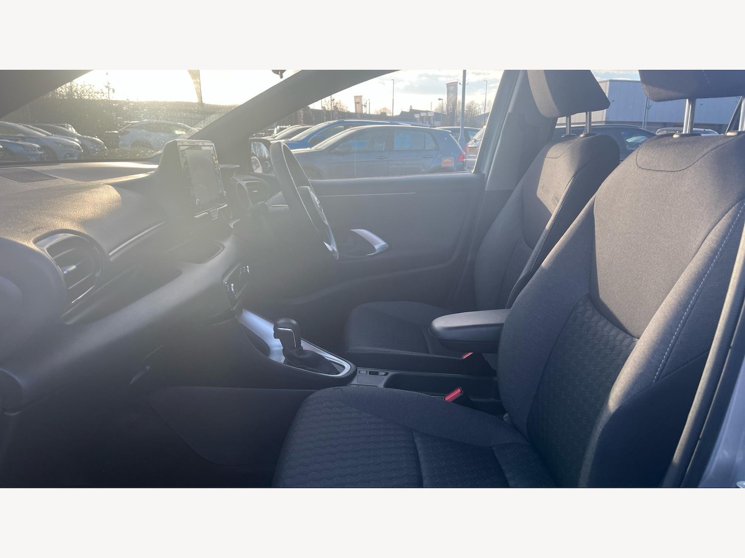 Used Toyota Yaris 2023 for sale - 77090936: Photo 12