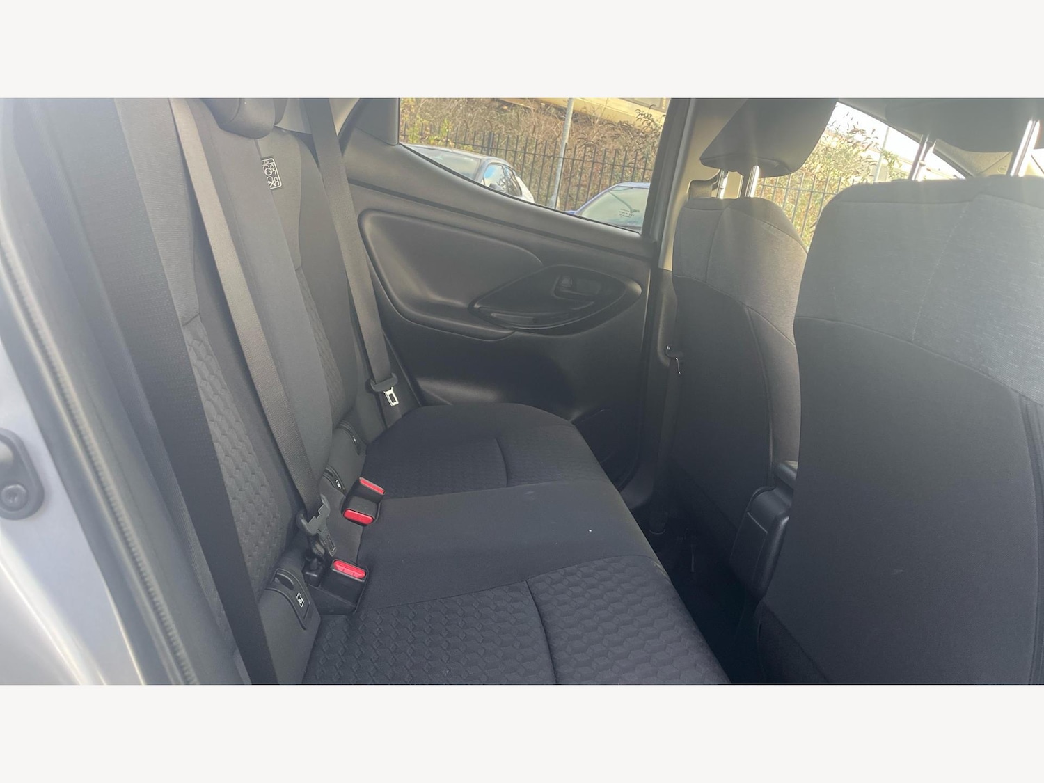 Used Toyota Yaris 2023 for sale - 77090936: Photo 14