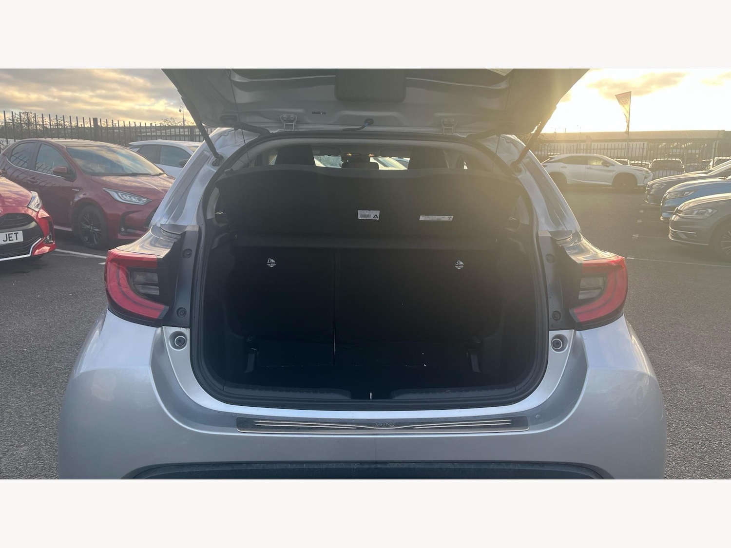 Used Toyota Yaris 2023 for sale - 77090936: Photo 16