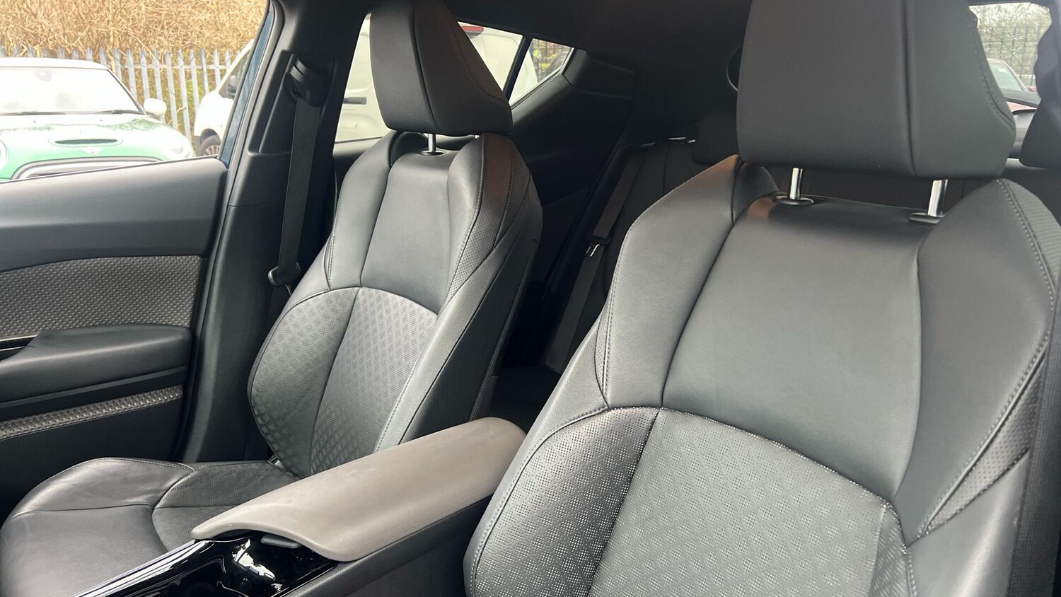 Used Toyota C-HR for sale - 77230554: Photo 36