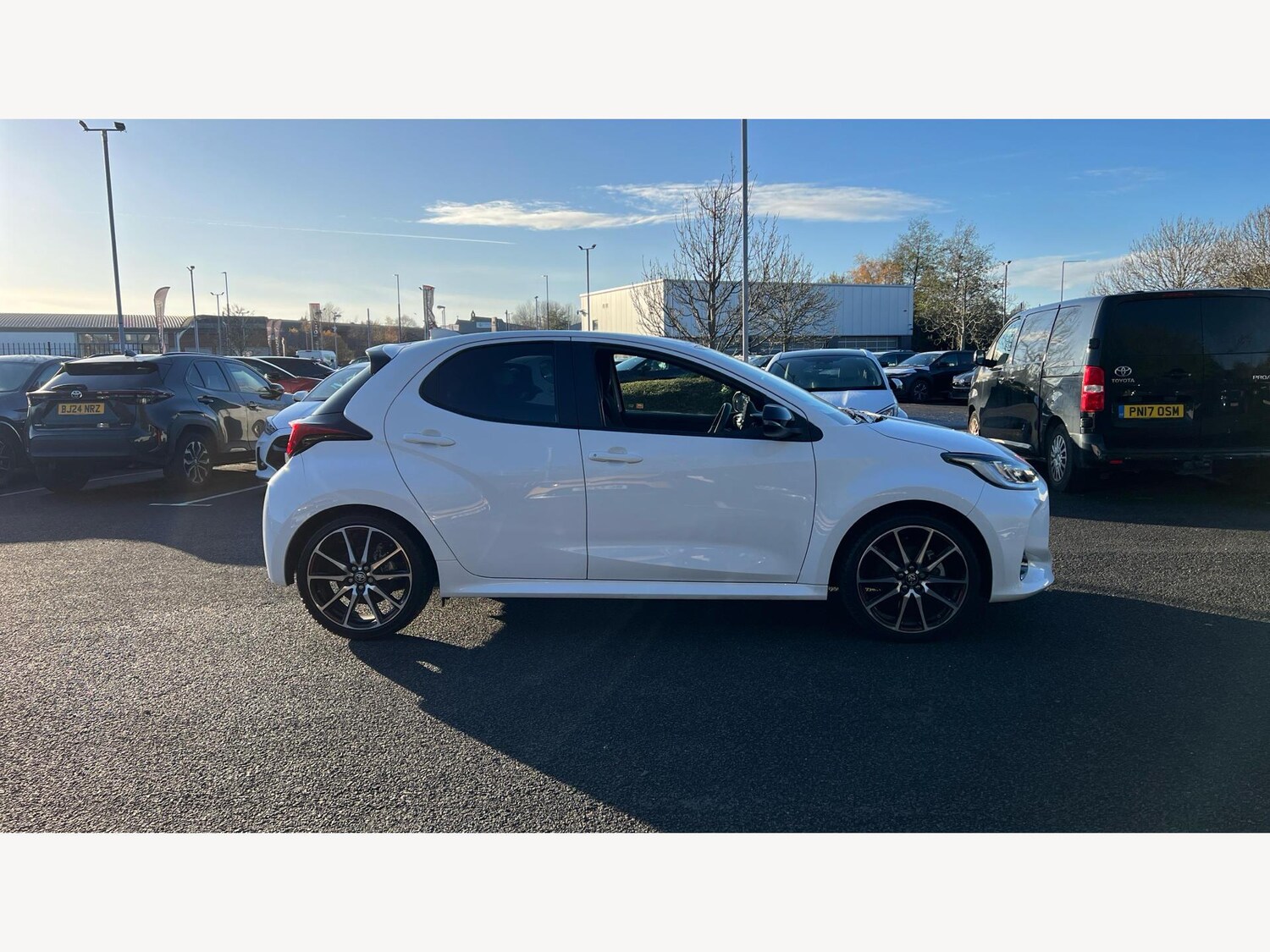 Used Toyota Yaris 2023 for sale - 76913009: Photo 18