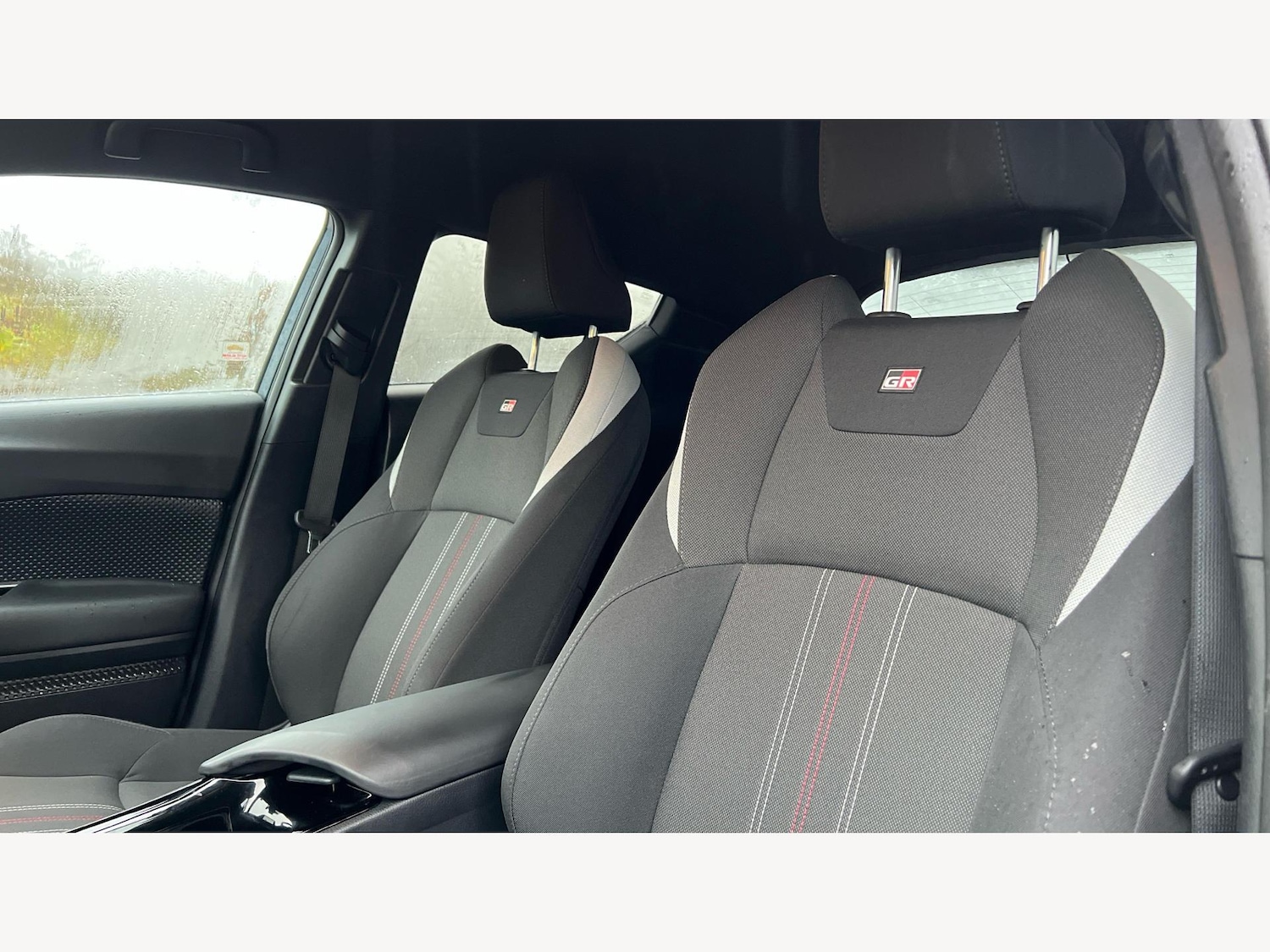 Used Toyota C-HR 2023 for sale - 76801527: Photo 31