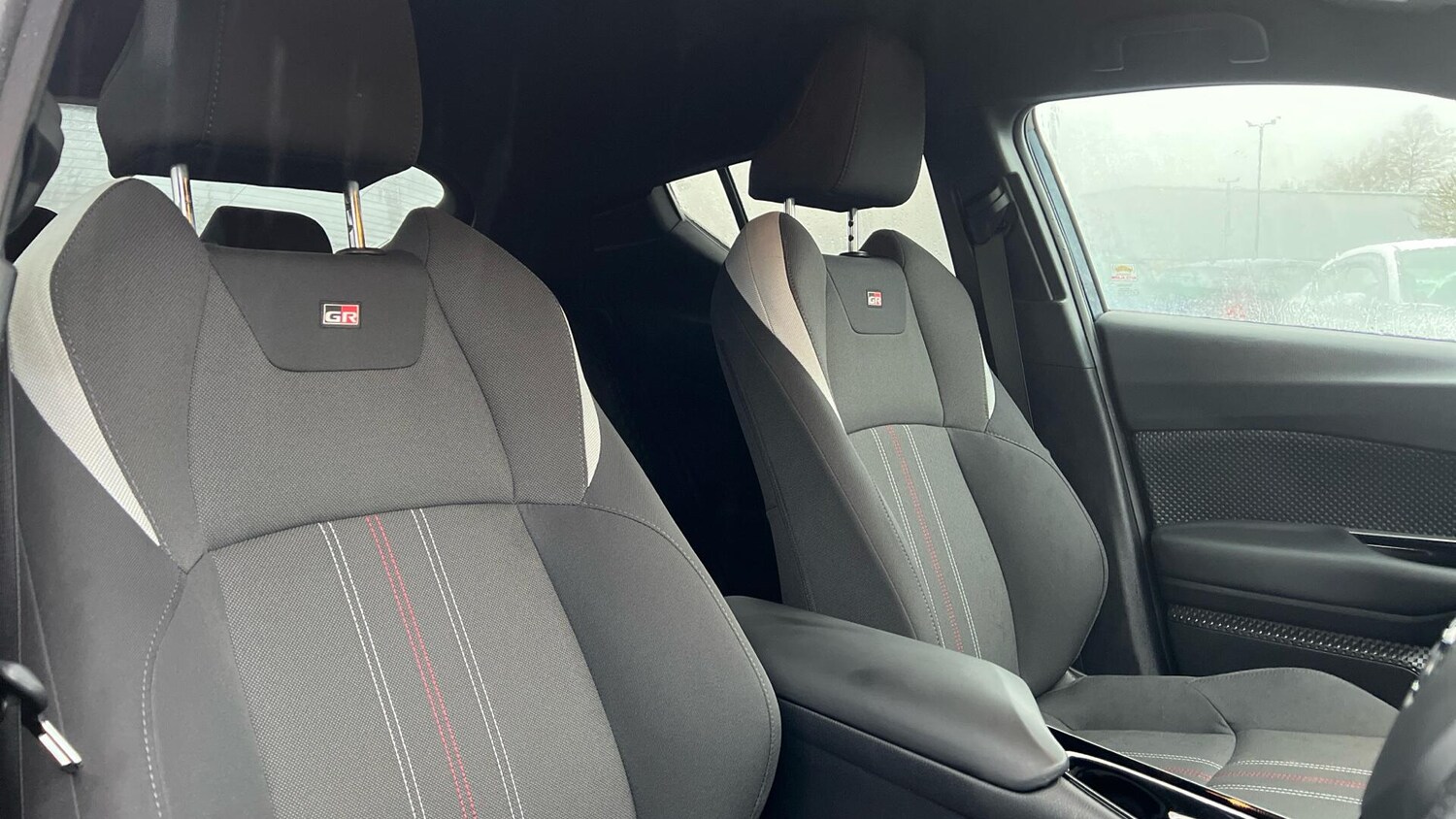 Used Toyota C-HR 2023 for sale - 76801527: Photo 32