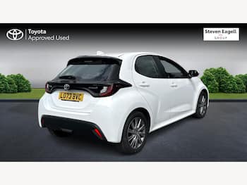 Used Toyota Yaris 2023 for sale - 79794269: Photo
