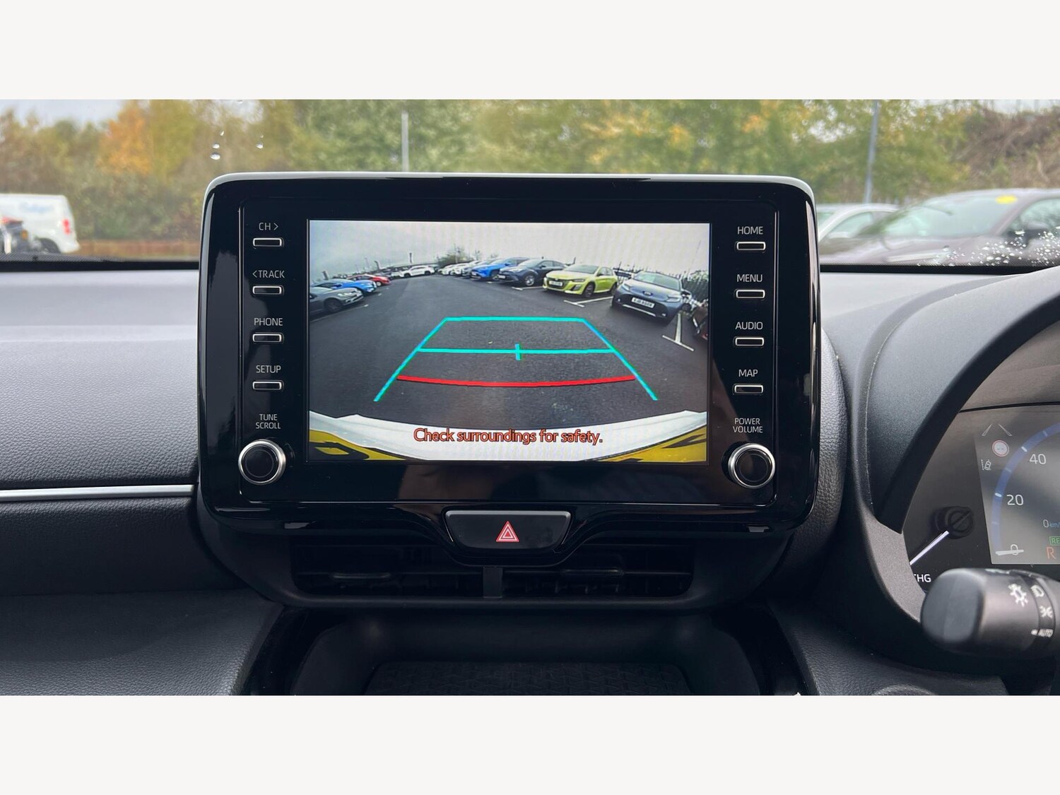 Used Toyota Yaris Cross 2023 for sale - 76742802: Photo 26