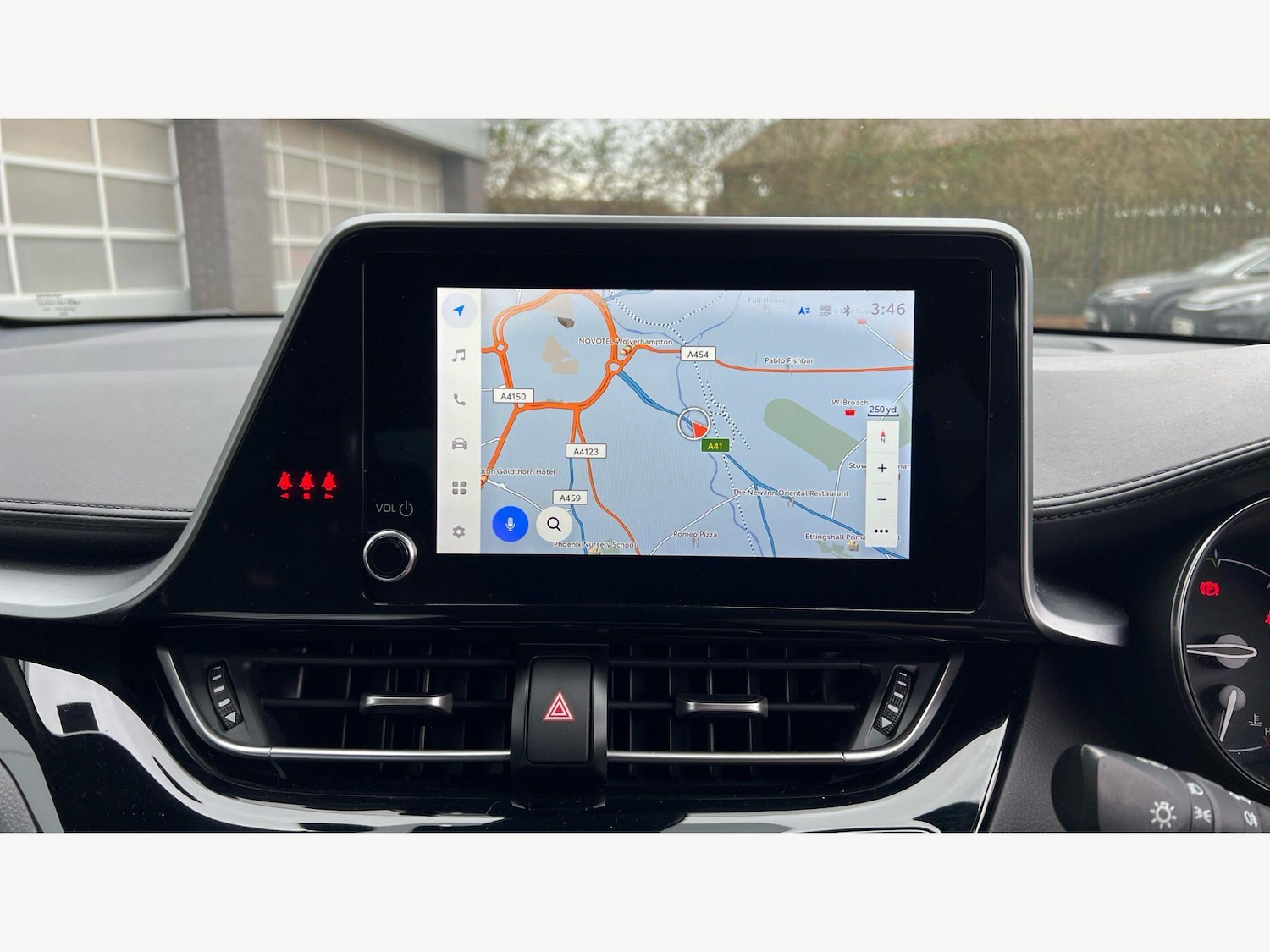 Used Toyota C-HR 2023 for sale - 77893134: Photo 9