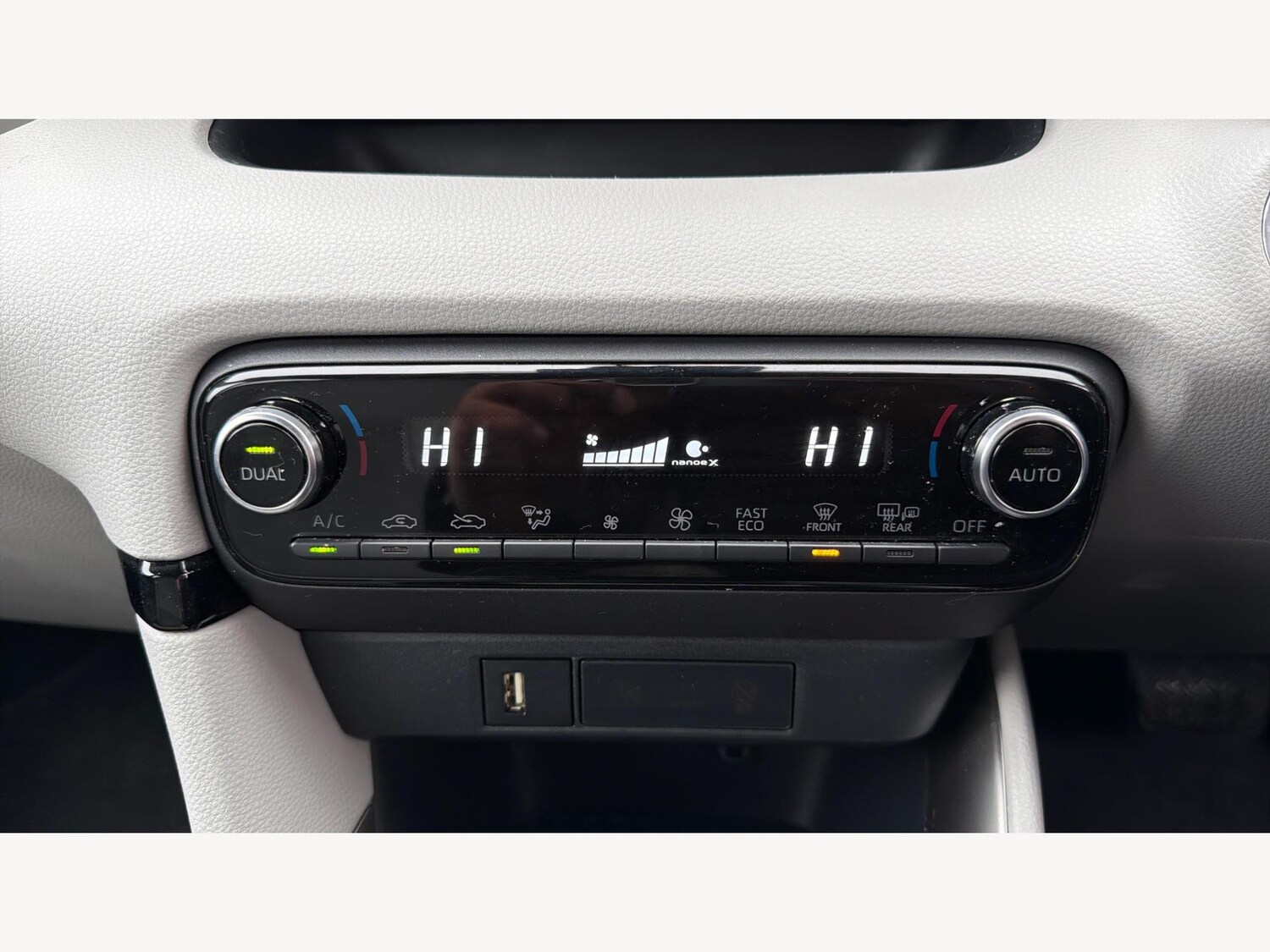 Used Toyota Yaris 2022 for sale - 76620004: Photo 29