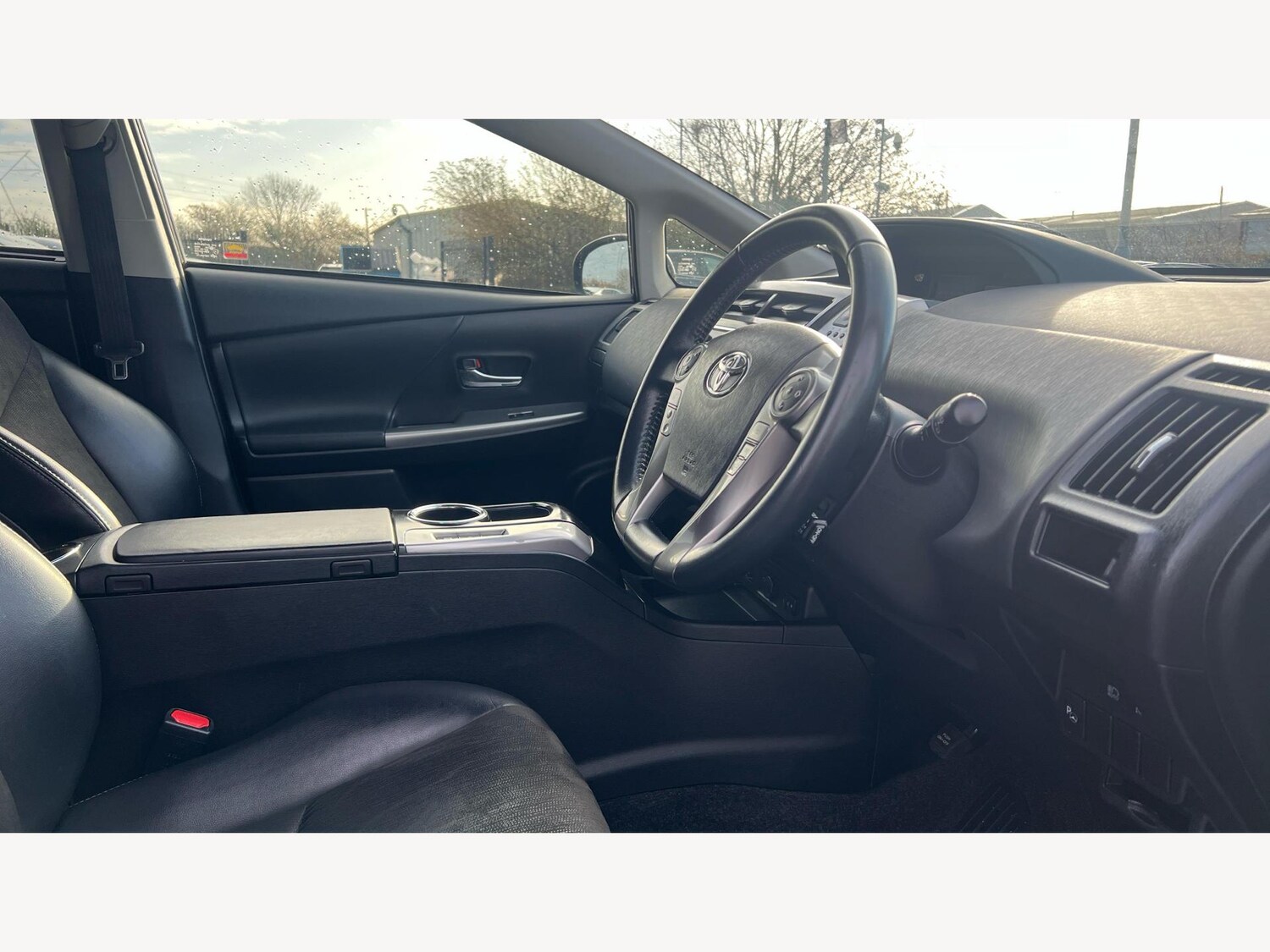 Used Toyota Prius+ 2018 for sale - 77424730: Photo 13