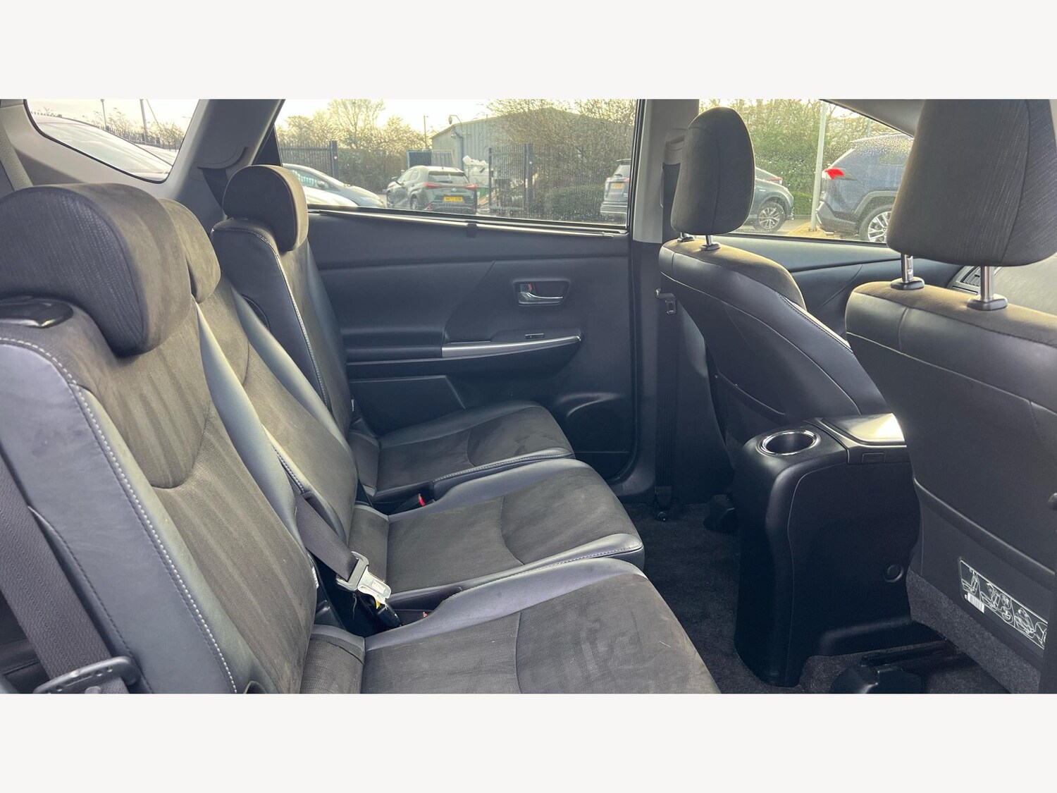 Used Toyota Prius+ 2018 for sale - 77424730: Photo 14