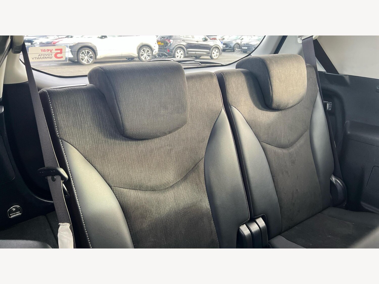 Used Toyota Prius+ 2018 for sale - 77424730: Photo 28