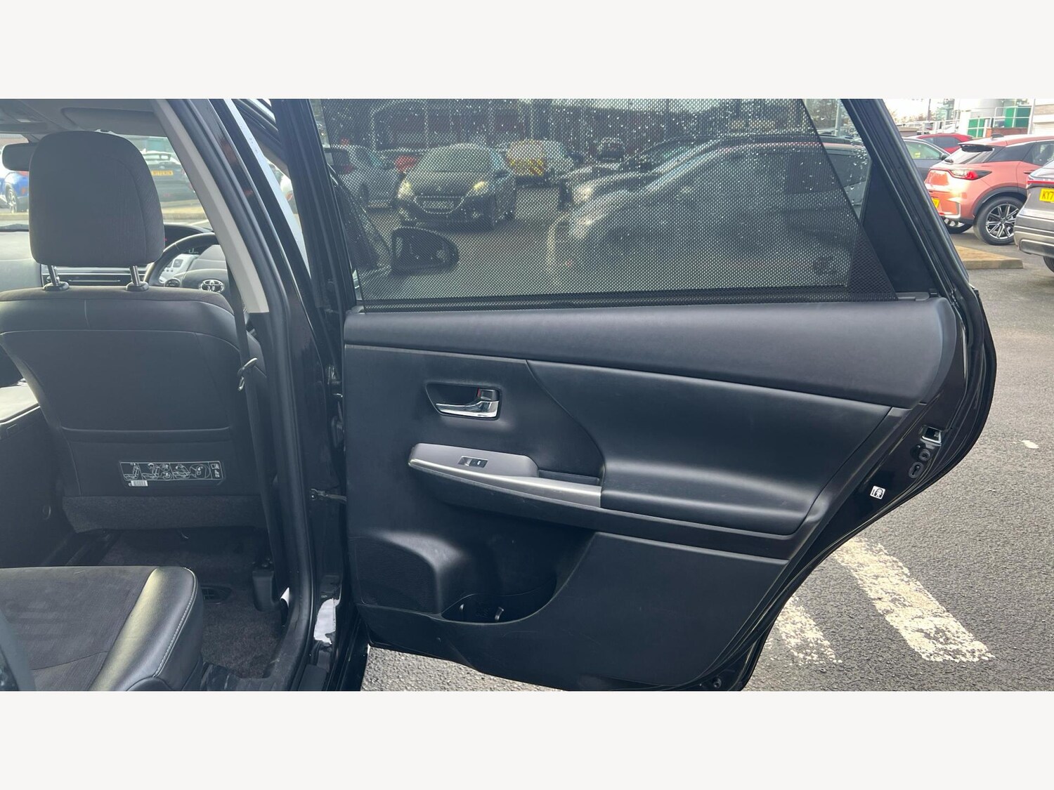 Used Toyota Prius+ 2018 for sale - 77424730: Photo 29