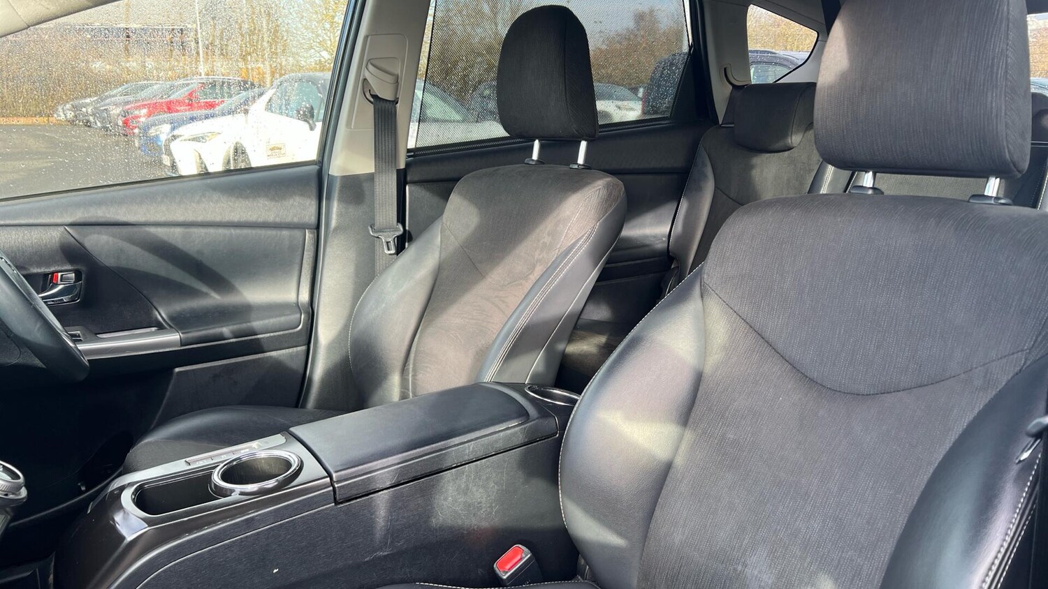 Used Toyota Prius+ 2018 for sale - 77424730: Photo 33