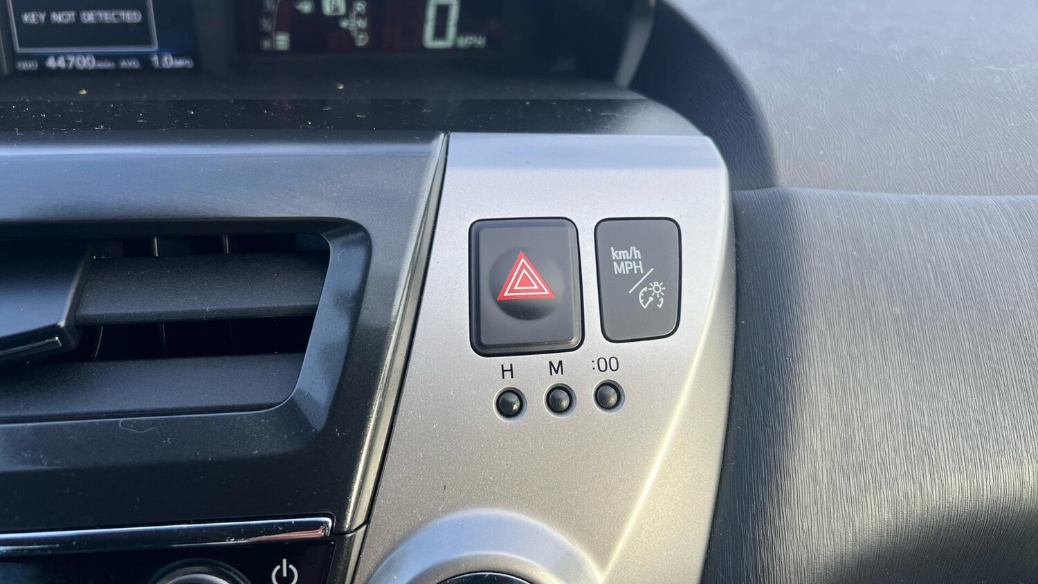 Used Toyota Prius+ 2018 for sale - 77424730: Photo 39