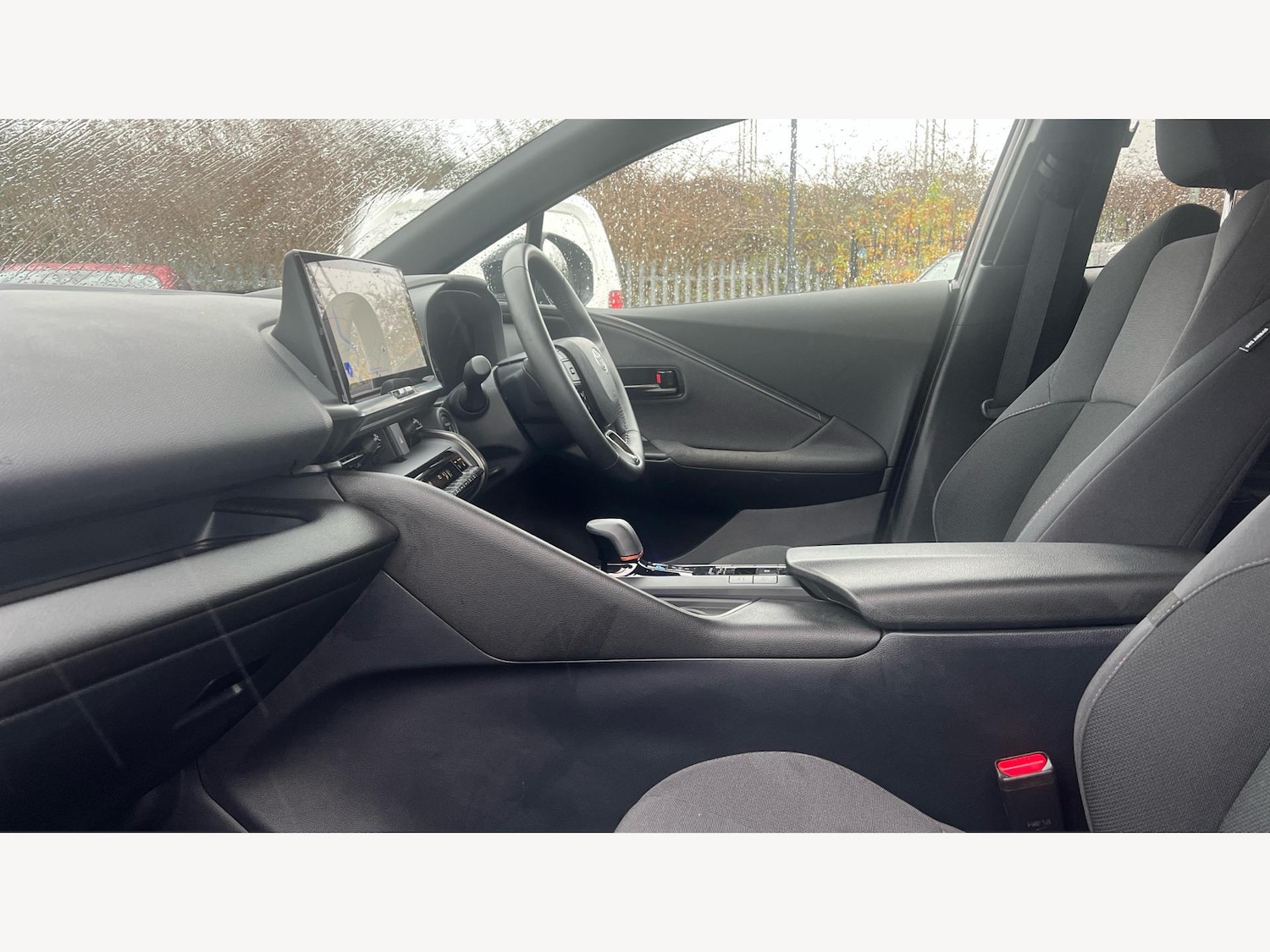 Used Toyota C-HR 2024 for sale - 76965201: Photo 12