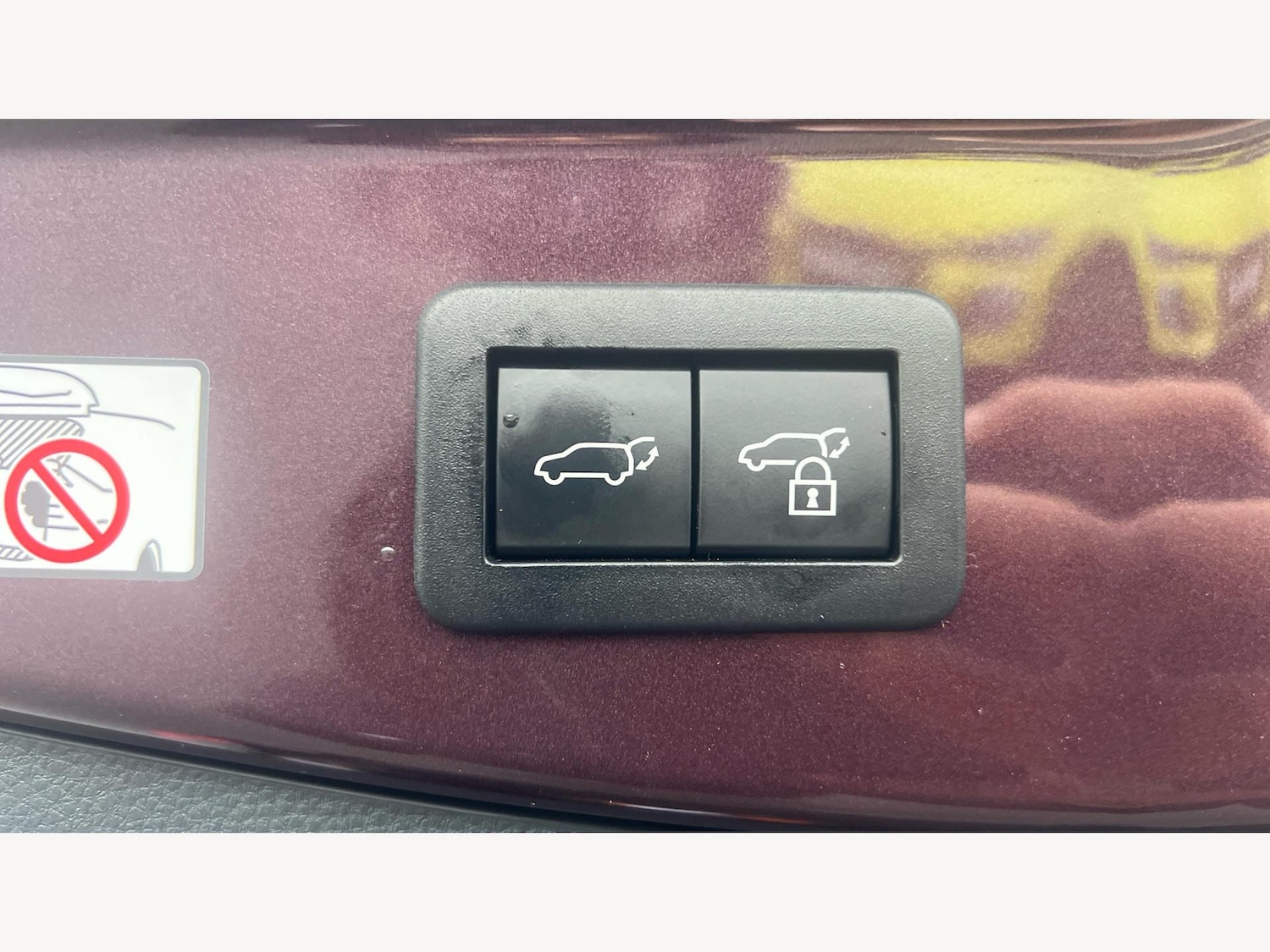 Used Toyota C-HR 2024 for sale - 76965201: Photo 27