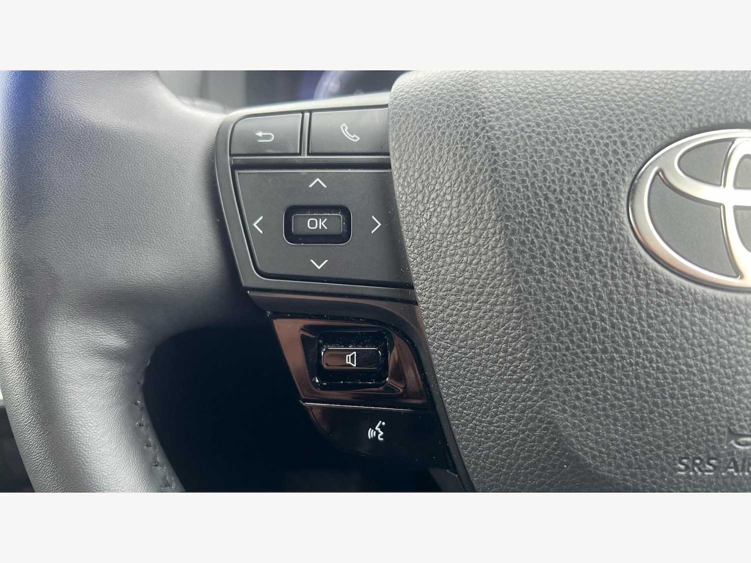 Used Toyota C-HR 2024 for sale - 76965201: Photo 30