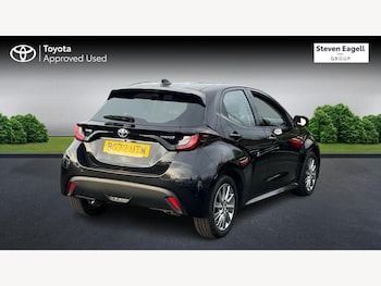 Used Toyota Yaris 2022 for sale - 76521976: Photo