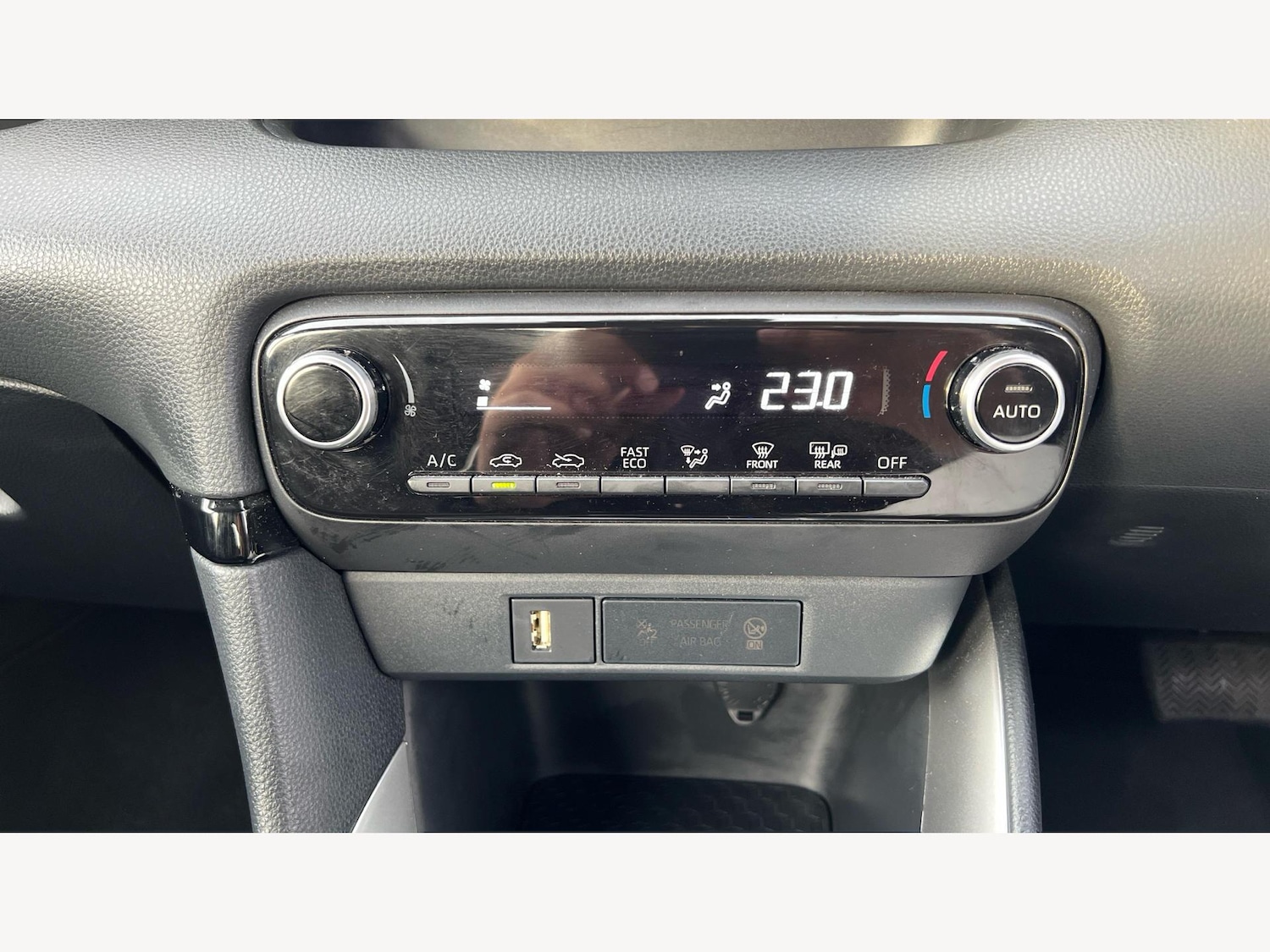 Used Toyota Yaris 2022 for sale - 76521976: Photo 30