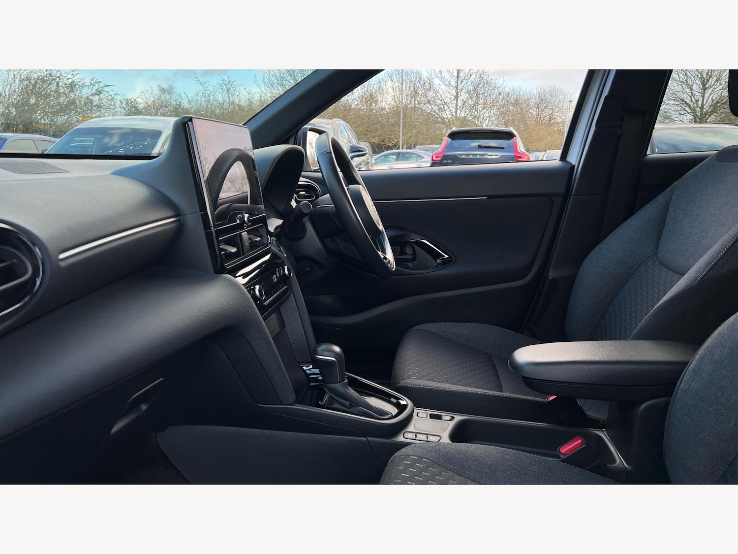 Used Toyota Yaris Cross 2024 for sale - 78115461: Photo 12