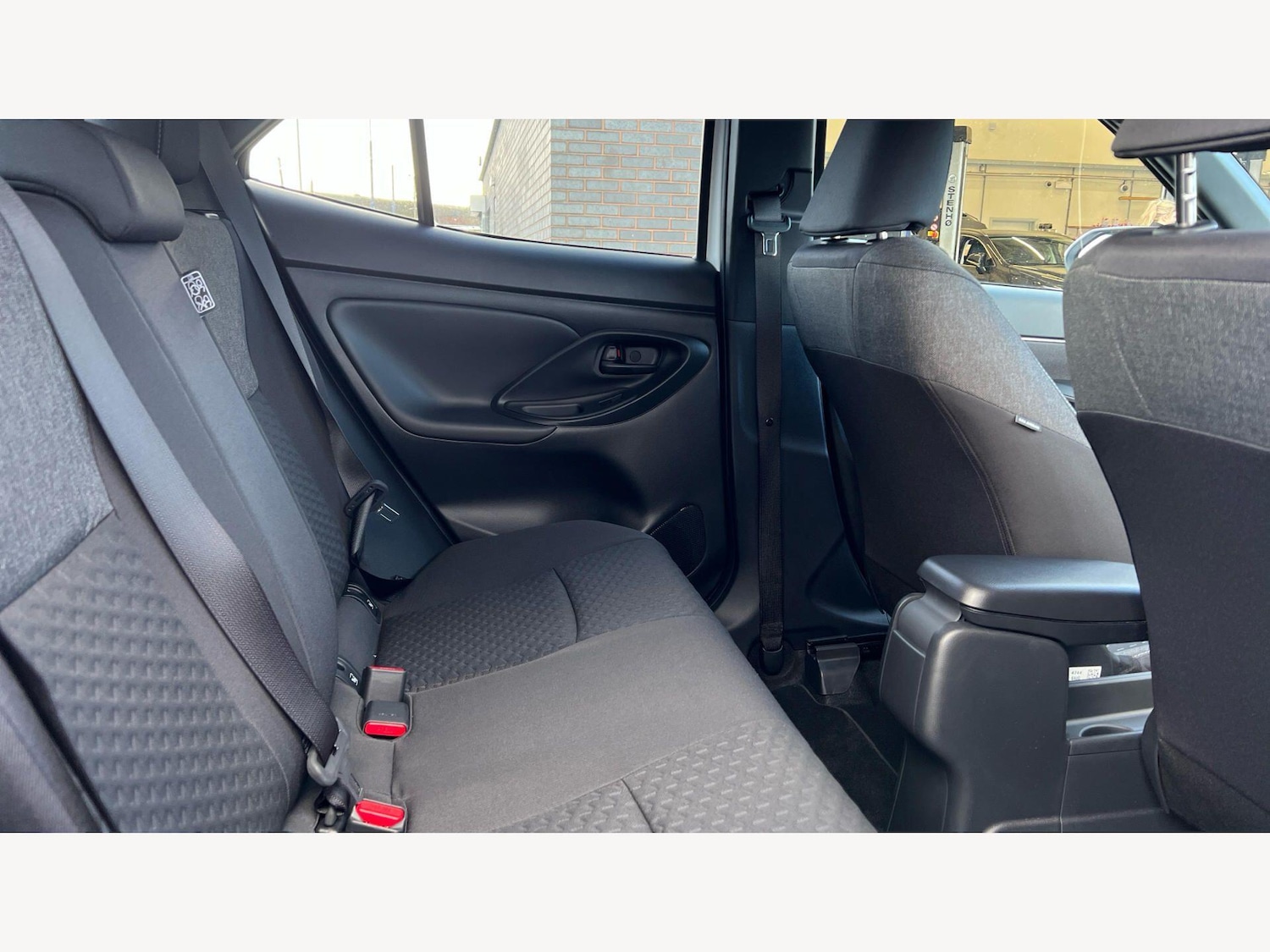 Used Toyota Yaris Cross 2024 for sale - 78115461: Photo 14