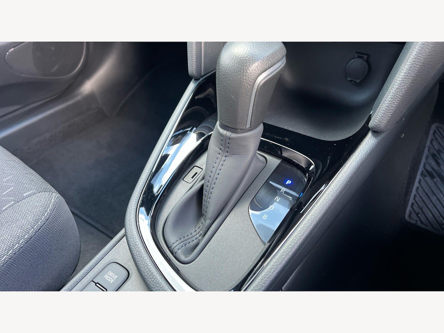 Used Toyota Yaris Cross 2024 for sale - 78115461: Photo 30