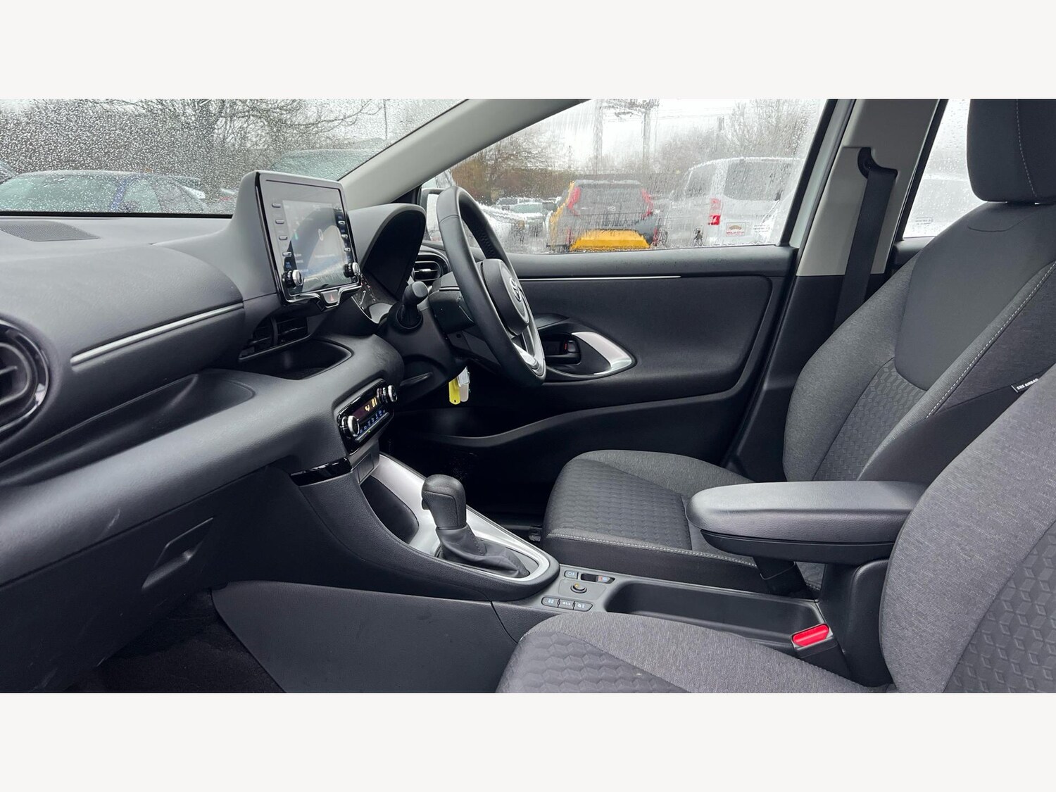 Used Toyota Yaris for sale - 77484025: Photo 12