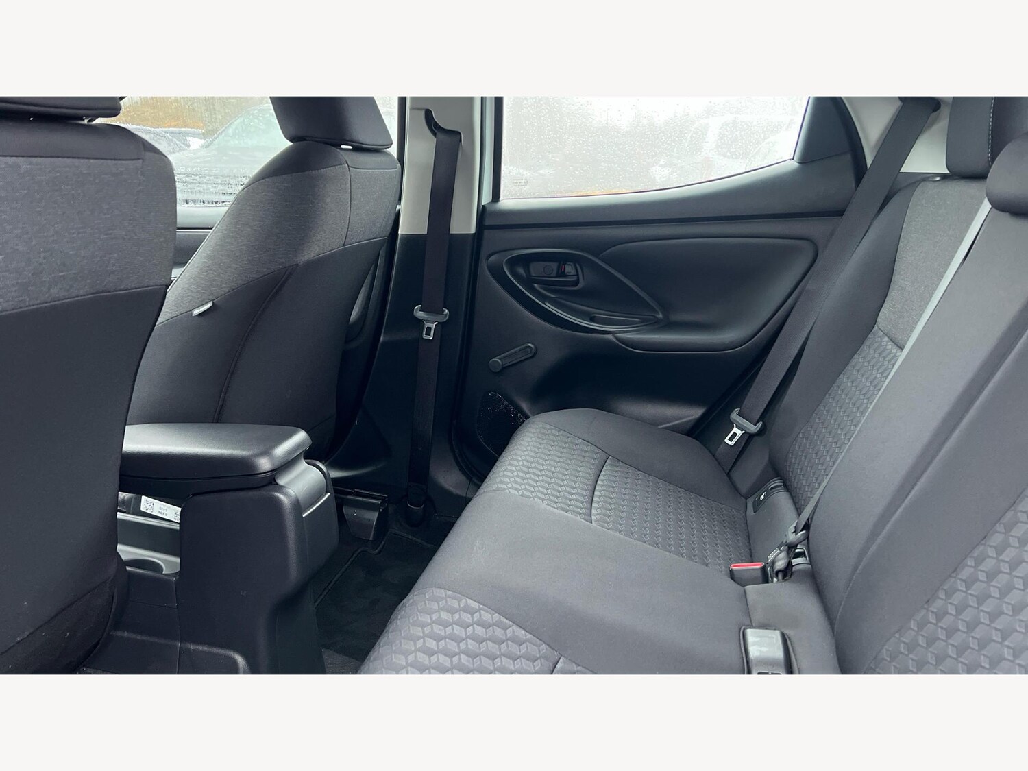 Used Toyota Yaris for sale - 77484025: Photo 15