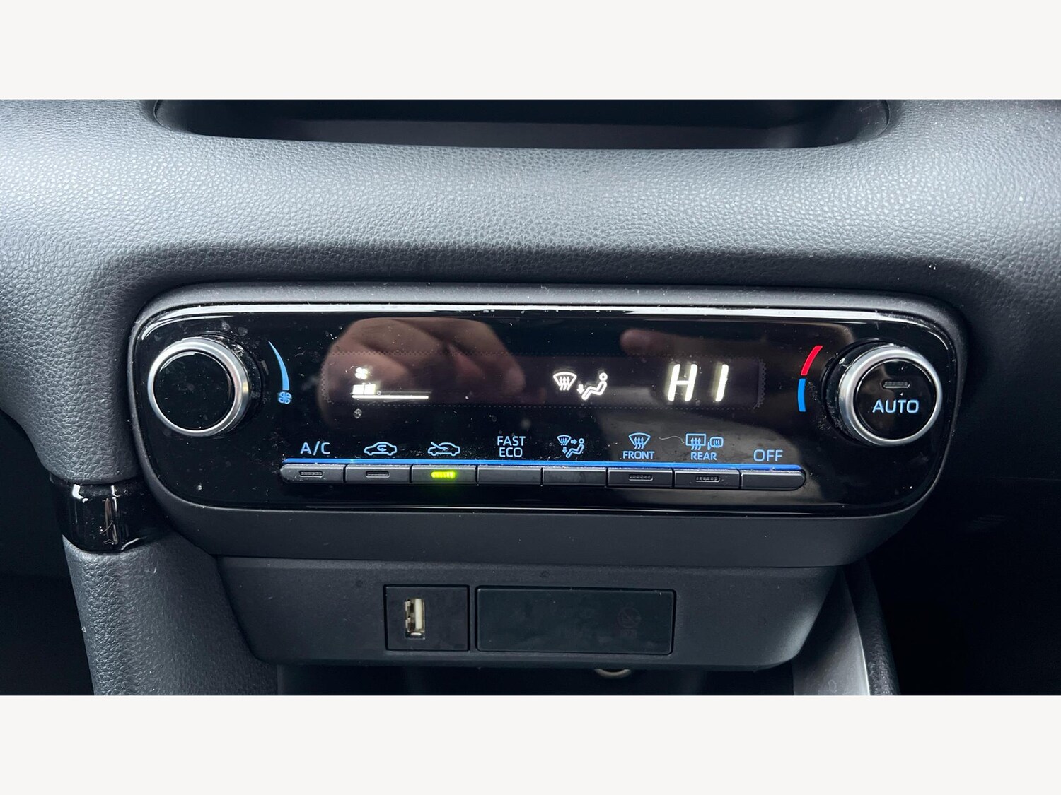 Used Toyota Yaris for sale - 77484025: Photo 29