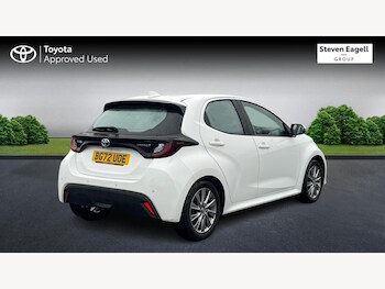Used Toyota Yaris 2023 for sale - 77484025: Photo