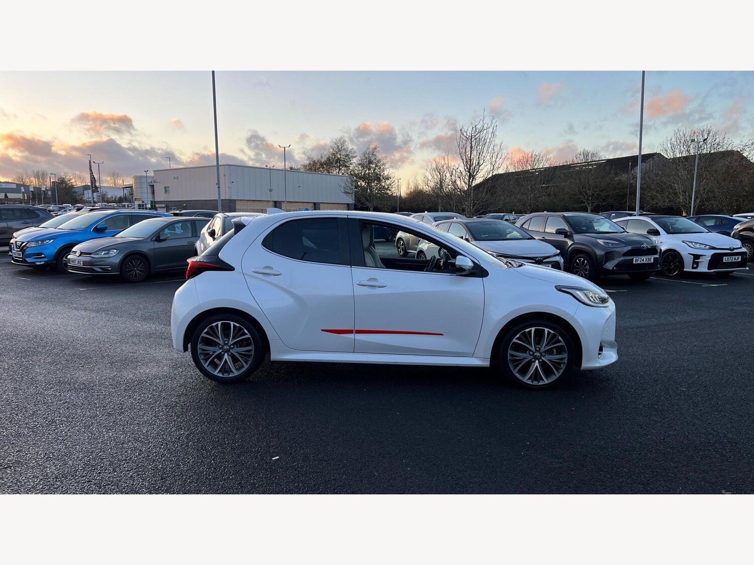 Used Toyota Yaris 2022 for sale - 76666490: Photo 18