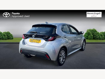 Used Toyota Yaris 2023 for sale - 75588985: Photo