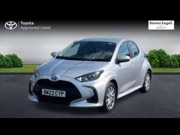 Used Toyota Yaris 2023 for sale - 74704901: Photo