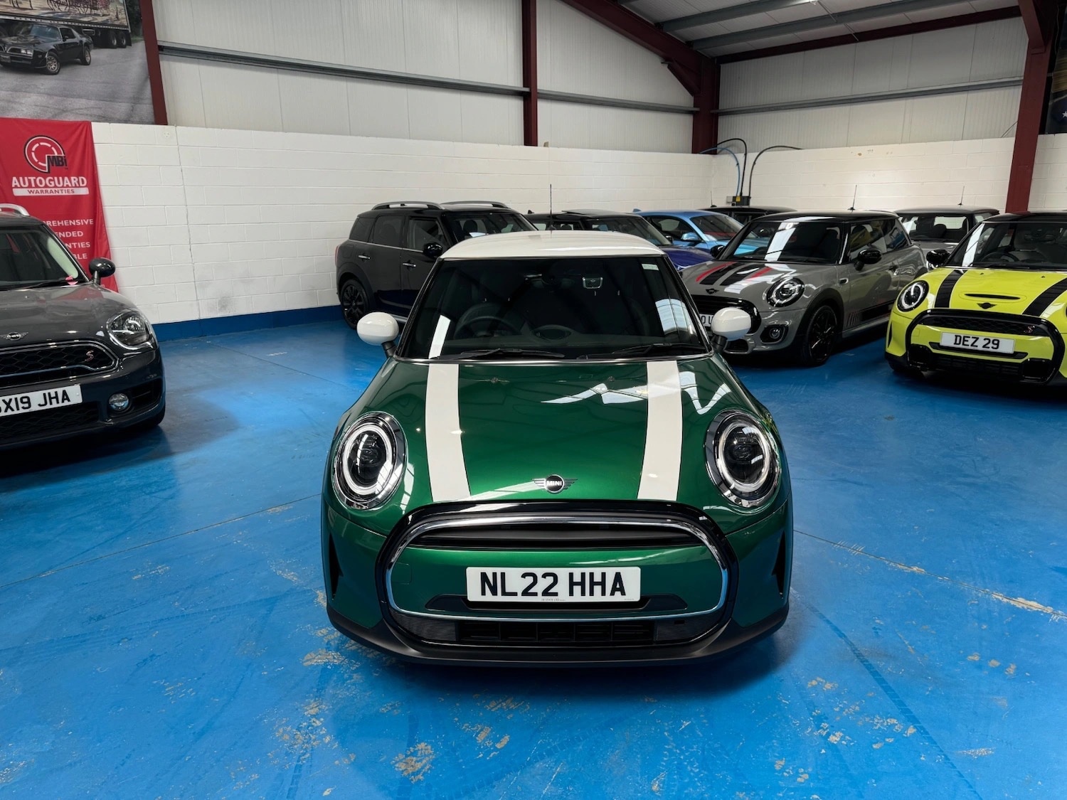 Used MINI Hatch 2022 for sale - 76682439: Photo 9
