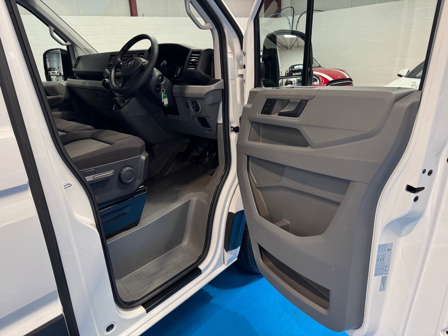 Used Volkswagen Crafter 2024 for sale - 77540908: Photo 11