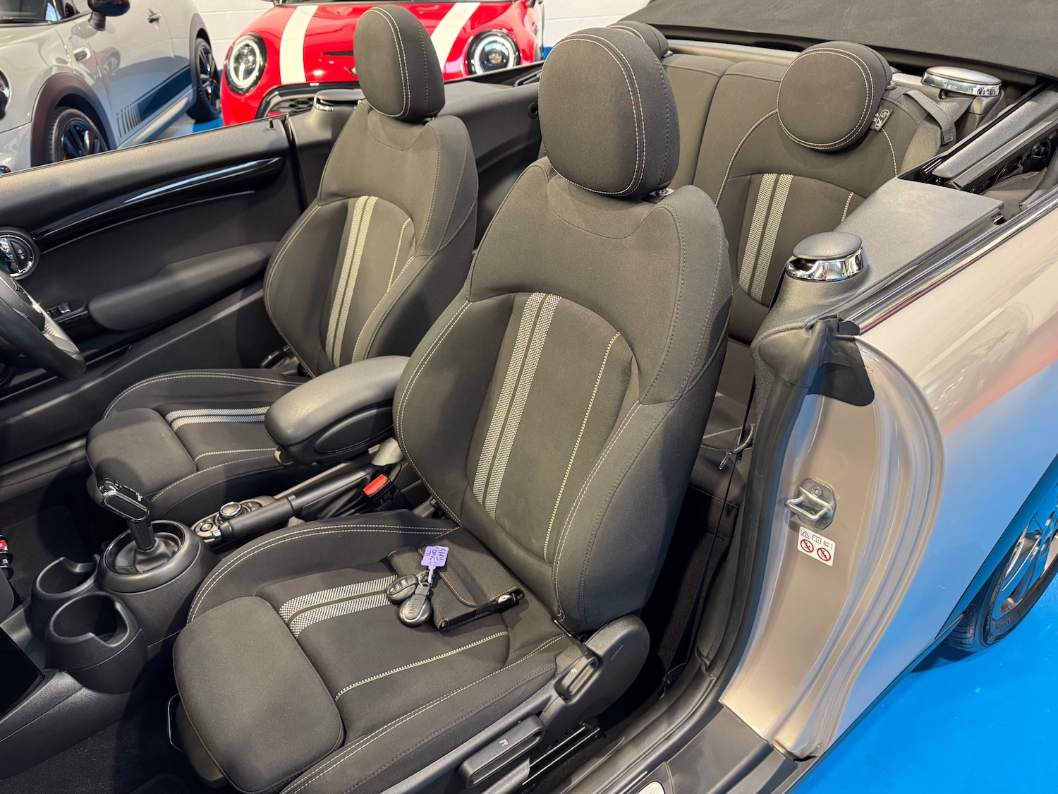 Used MINI Convertible 2022 for sale - 77034692: Photo 15