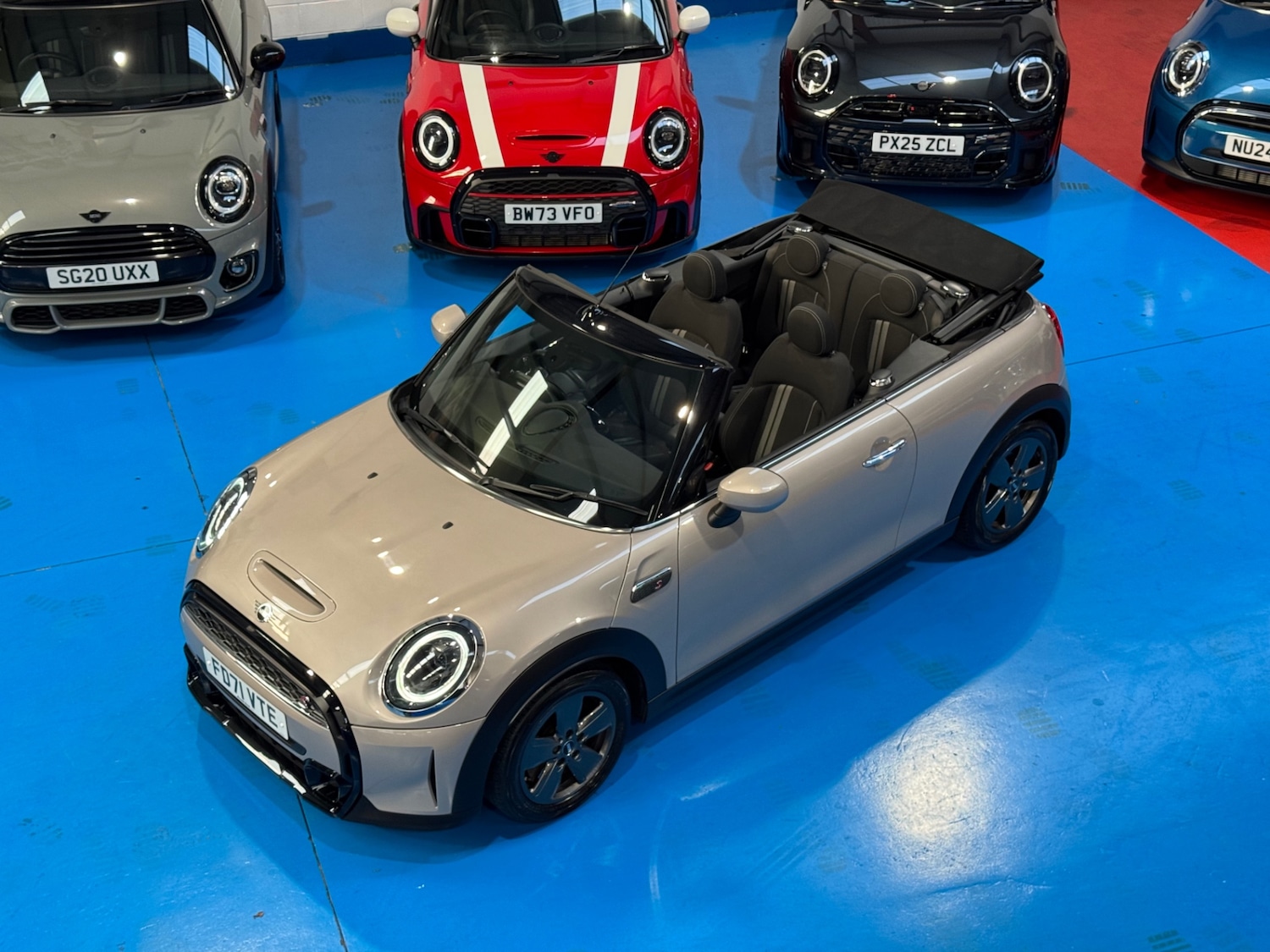 Used MINI Convertible 2022 for sale - 77034692: Photo 2