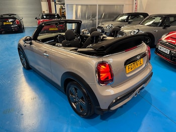 Used MINI Convertible 2022 for sale - 77034692: Photo