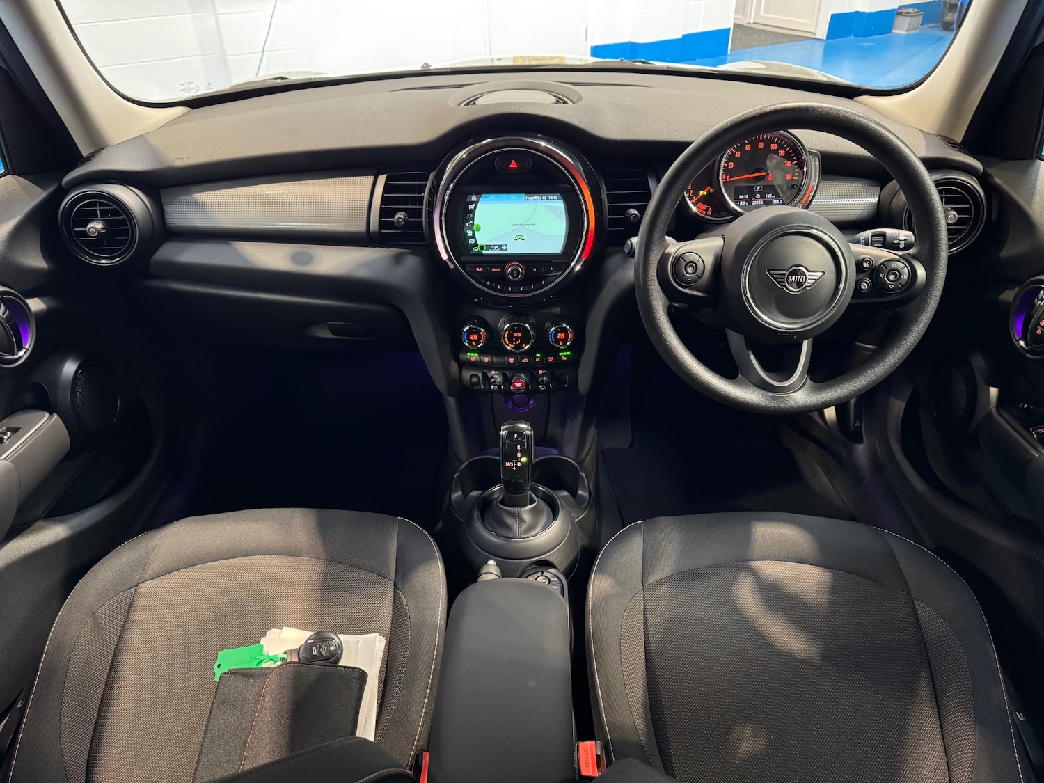 Used MINI Hatch 2020 for sale - 76652288: Photo 12