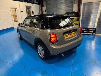 Used MINI Hatch 2020 for sale - 76652288: Photo