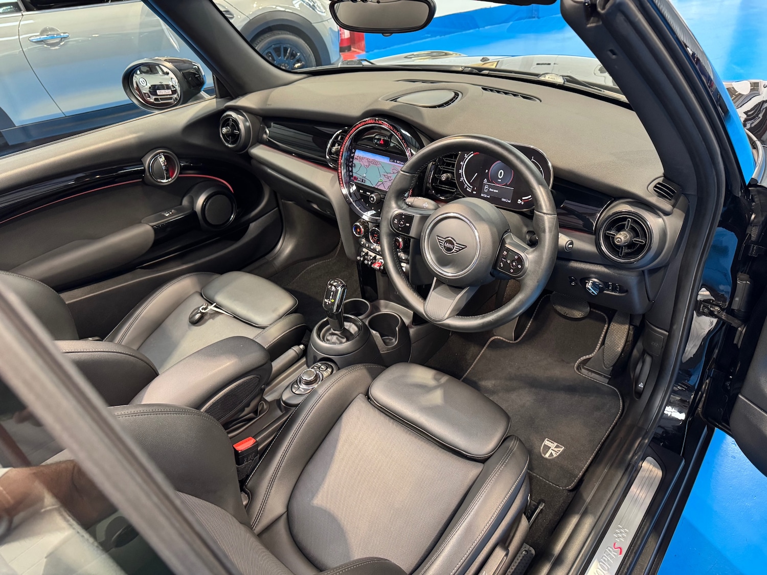 Used MINI Convertible 2021 for sale - 76299472: Photo 10