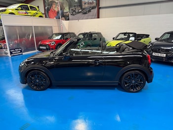Used MINI Convertible 2021 for sale - 76299472: Photo 3