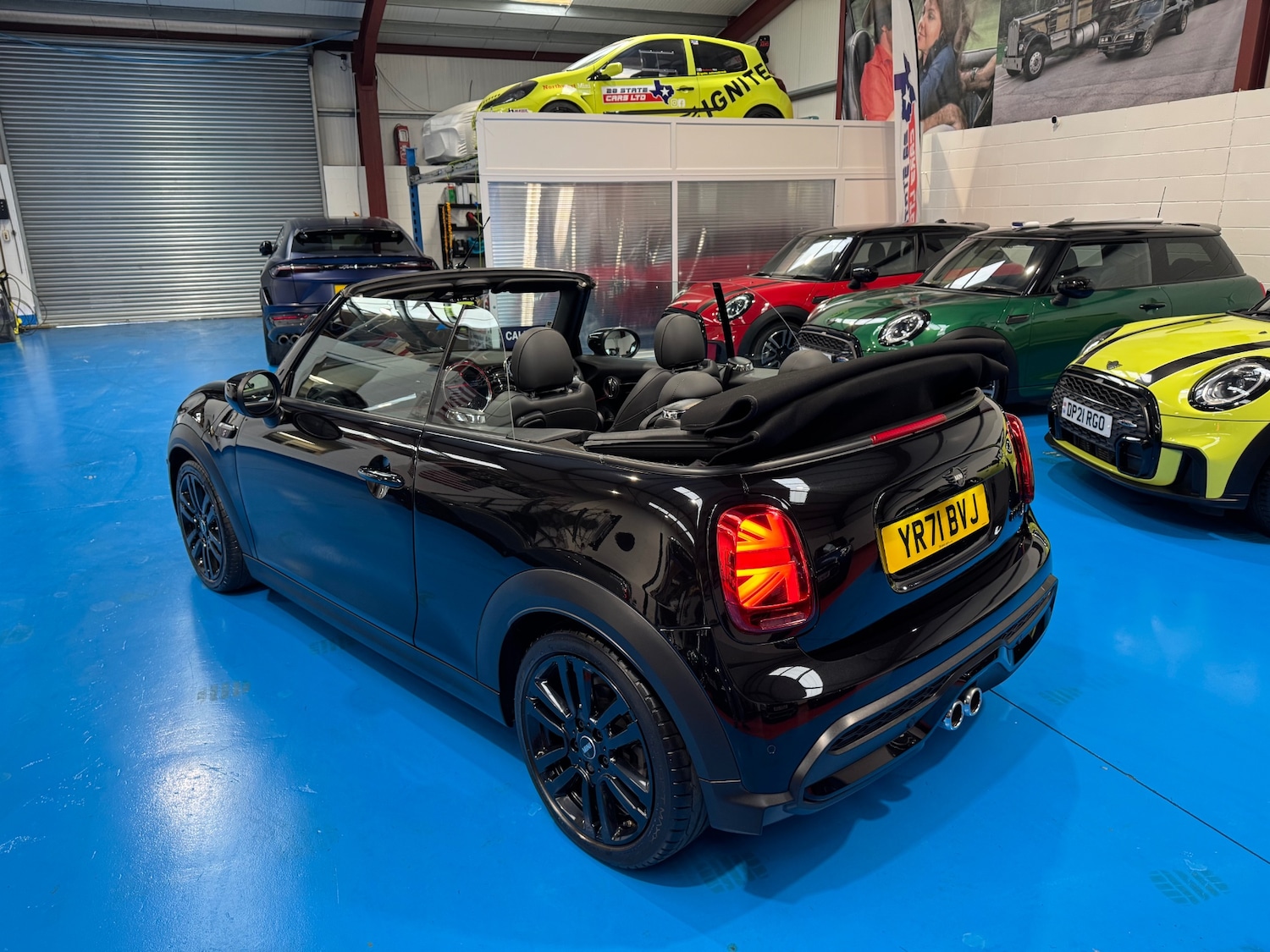 Used MINI Convertible 2021 for sale - 76299472: Photo 4