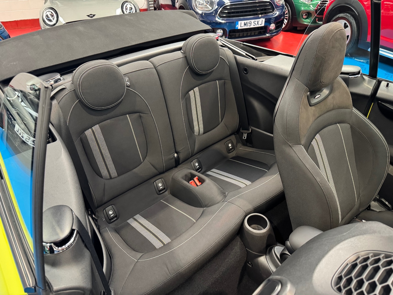 Used MINI Convertible 2021 for sale - 76142676: Photo 17