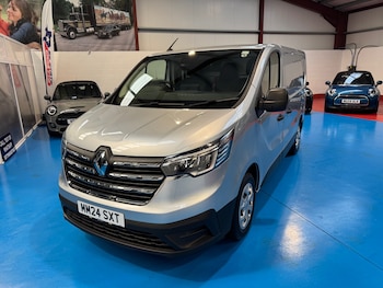 Used Renault Trafic 2024 for sale - 77024097: Photo