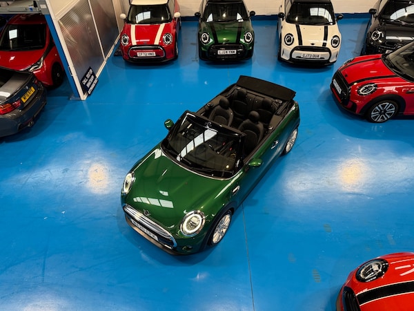 Used MINI Convertible 2020 for sale - 75776207: Photo 2