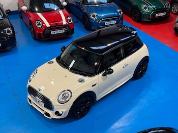 Used MINI Hatch 2018 for sale - 77055700: Photo