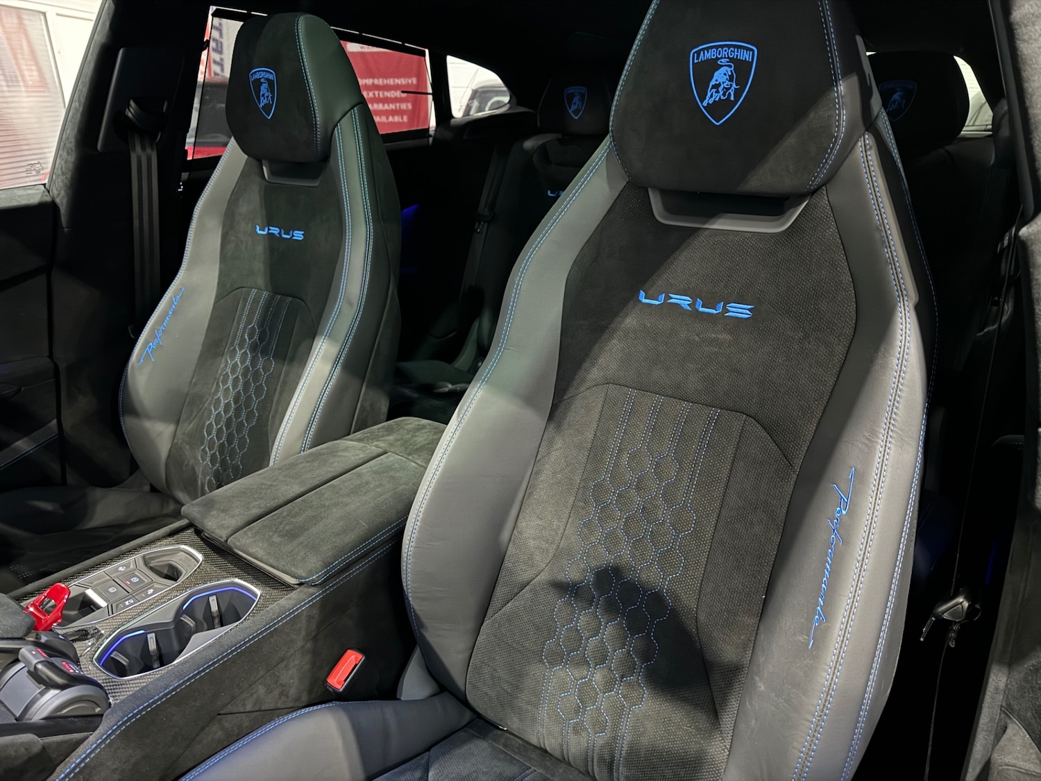 Used Lamborghini Urus 2023 for sale - 77170754: Photo 12